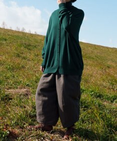 muuc リネンウールの裾タックワイドパンツ