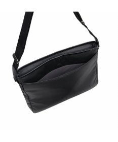 ACE BAGS & LUGGAGE ultima tokyo ディーノ ショルダーバッグ フロントファスナーポケット 68175 ウルティマトーキョー