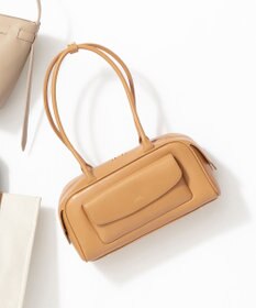 23区 【見上愛さん着用/VERY掲載】フラップポケット ボストンバッグ キャメル系