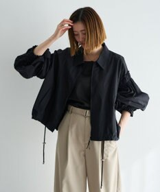 YECCA VECCA ボリュームギャザーデザインZIPブルゾン