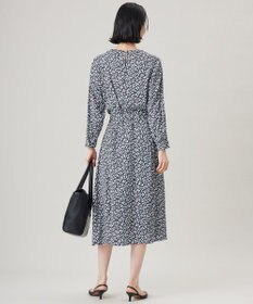 自由区 L 【カタログ掲載・セットアップ対応・洗える】ジオメトリックフラワードットプリント ブラウス