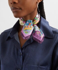 LIBERTY. リバティ ステージ 45x45 シルクスカーフ