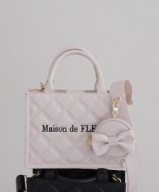 Maison de FLEUR ミニポーチ付きキルティングトートバッグ