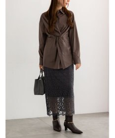 Te chichi ツイストデザインシャツ《2025Autumn catalog vol.2 item》