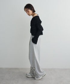 Green Parks フラワーくり抜き刺繍スウェットワイドパンツ