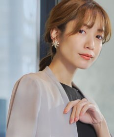 Tiaclasse リボンフラワービジューピアス