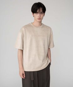 WEGO 【ユニセックス着用ITEM/MLサイズ展開】フェイクスウェードエンボスロゴT（SS）