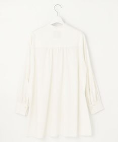 UNFILO 【GISELe 6月号掲載/洗える】リネンレーヨンバンドカラーシャツ