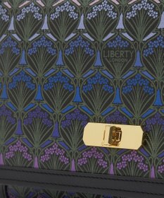 LIBERTY. アイフィス ダスク バークレー ショルダーバッグ