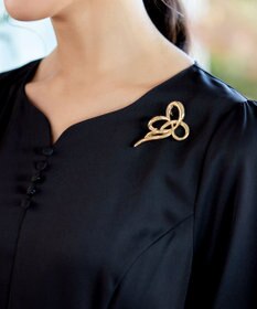 Tiaclasse ツイストブローチ