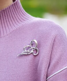 Tiaclasse ツイストブローチ