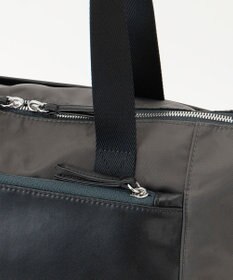 Y'SACCS ナイロン×リサイクルレザー　コンビマルチトート