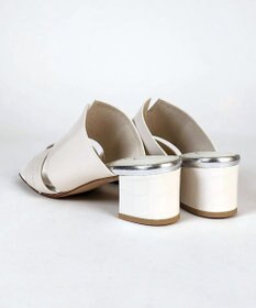 Dominic3 型押しヒール レザーVカットミュール