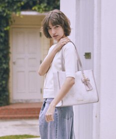 Maison de FLEUR すずらんプリントスクエアトートバッグ