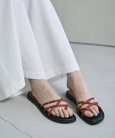 steppi ビジュー トング サンダル