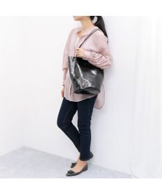 UNBILLION カシュカシュ cachecache / クラッシュメタリック肩入れバケツトートバッグ