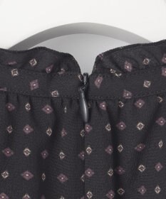 J.PRESS LADIES 【洗える】シュリンクデシン ジオメトリックプリント ブラウス