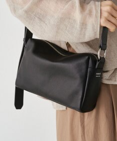 russet 【2025AW新作】レザースクエアショルダーバッグ(CE-1575)