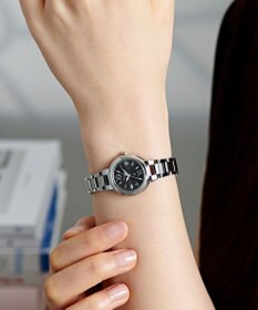 CITIZEN 【xC ロングセラーシリーズ】上品なブラックカラーの電波時計