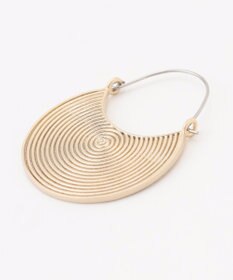 自由区 スワール ピアス