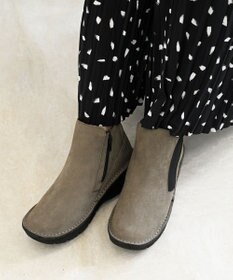 Pointer 本革超軽量サイドゴアショートブーツ