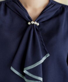 Tiaclasse L 配色パイピングボウタイブラウス