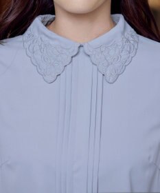 Tiaclasse L 【洗える】襟刺繍ピンタックブラウス