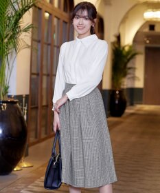 Tiaclasse L 【洗える】襟刺繍ピンタックブラウス