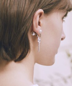 Maison de FLEUR ダイヤレーンリボンイヤリング