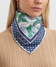 LIBERTY. コスチューム 70x70 シルクスカーフ