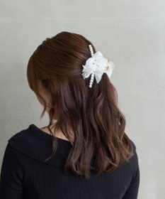 Phoebe フリルリボンパールバンスクリップ　ホワイト
