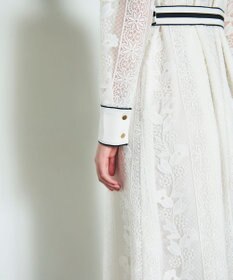 GRACE CONTINENTAL ストライプフラワー刺繍ワンピース