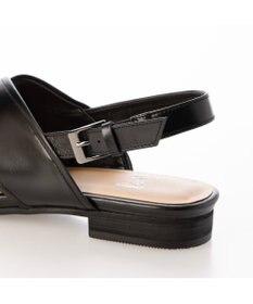 ing <ing>クロスベルトストラップサンダル