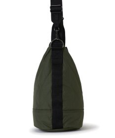 LeSportsac CONVERTIBLE BUCKET BAG/ミッドナイトフォレスト