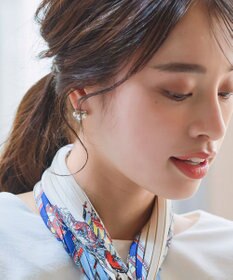 Tiaclasse 【金属アレルギー対応】3粒パールピアス