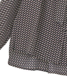 YECCA VECCA ジオメ柄ボウタイブラウス