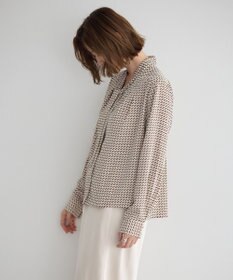 YECCA VECCA ジオメ柄ボウタイブラウス