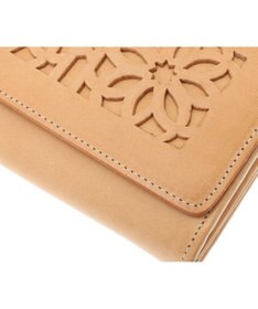 genten カットワーク フラップ長財布