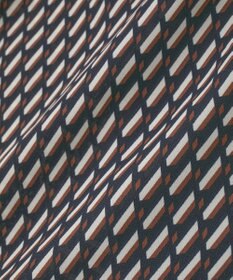 YECCA VECCA ジオメ柄ボウタイブラウス