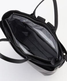 Y'SACCS シルキーリュクスバックパック