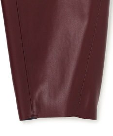 BEIGE， HYAL / フェイクレザーカービーラインイージーパンツ