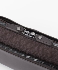 Y'SACCS モノグラムジャカード　ハーフムーンショルダー