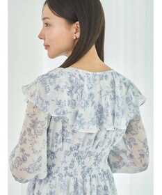 earth music&ecology 隠れバンビ花柄ワンピース