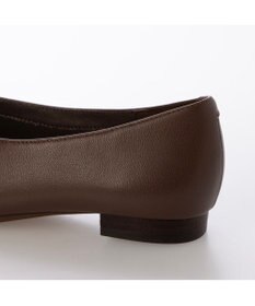 ing <ing>【WEB限定】スクエアトゥVカットフラットシューズ