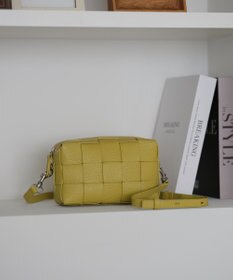 IACUCCI 【新色登場！】ベルタXS CERVO