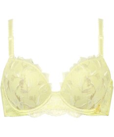 Wing 【スキマフィットブラ】　バストとカップのすきまにフィット　自然にボリュームメイク　ウイング／ワコール　KB2363