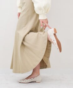 Bridget Birkin 【Bridget Birkin】フラワーカットワークラメパンプス