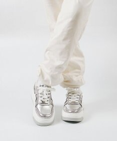 STEVE MADDEN DYNAMO-R スワロディテール厚底スニーカー