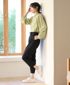 ANY 【洗濯機可・UVケア・接触冷感】フリルネックブラウス