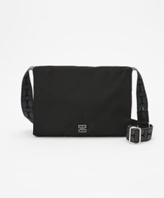 IACUCCI アーゴ ミディアムショルダー NYLON/CERVO